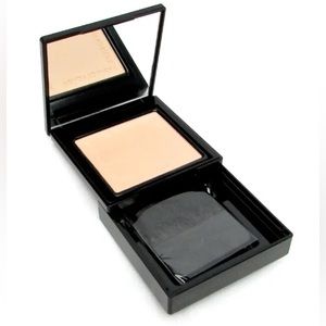 Ready To Wear New York Hydraskin Perfecting Powder with Brush in Light
